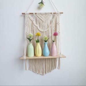 Macrame Shelf (1)